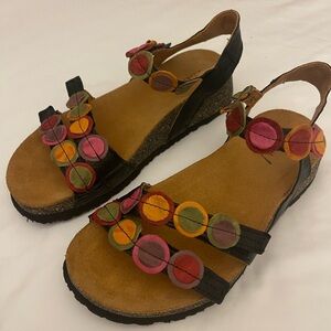 THINK! Leather sandals